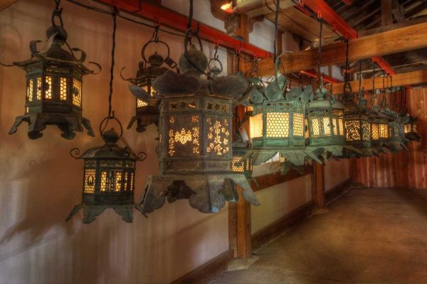 Flaherty, Dennis 아티스트의 Japan, Kyoto Interior of Shinto shrine작품입니다.